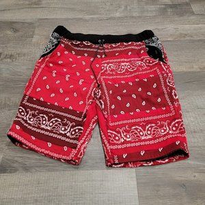 B. Creative Collective Red/Black Bandana Shorts 1 of 1 Size XL